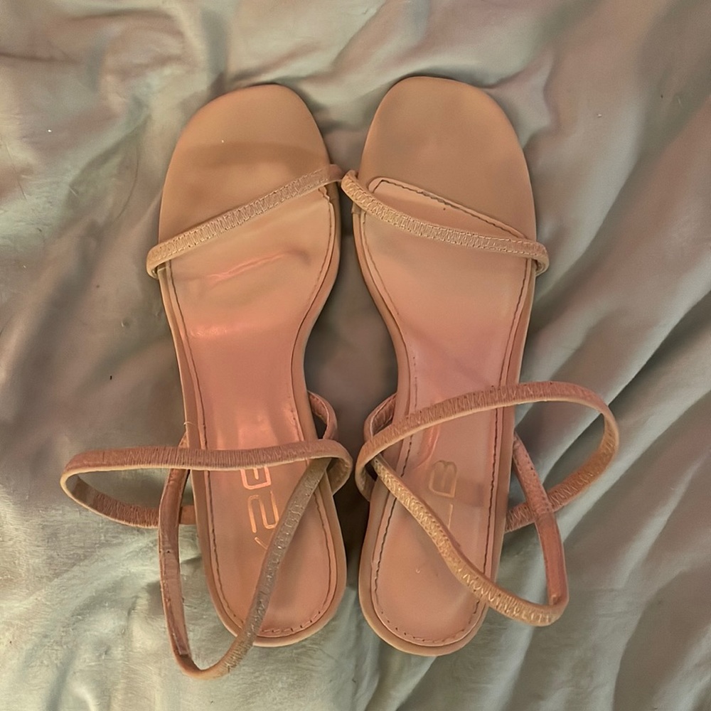 X2B - Tan Heeled Summer Sandal